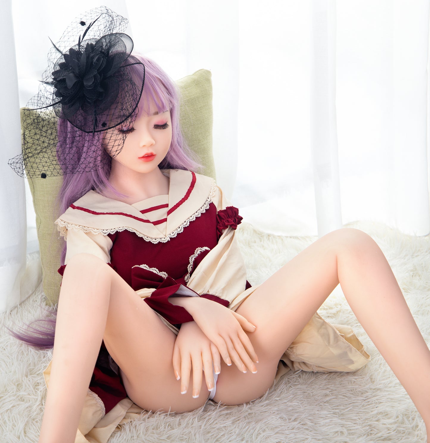 Nanasawa Mia (Japanisch: 七沢みあ)