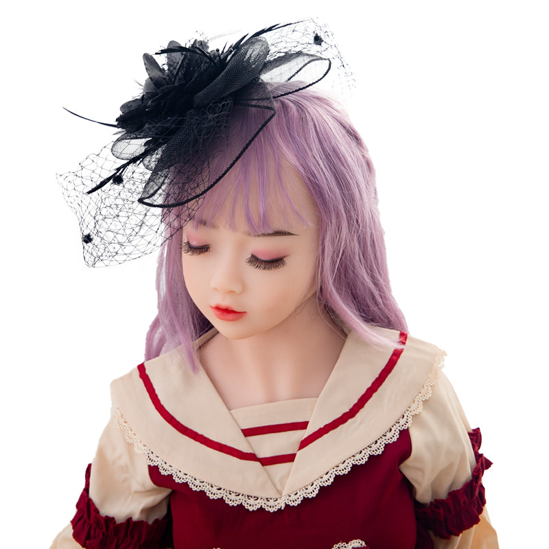 Nanasawa Mia (Japanisch: 七沢みあ)